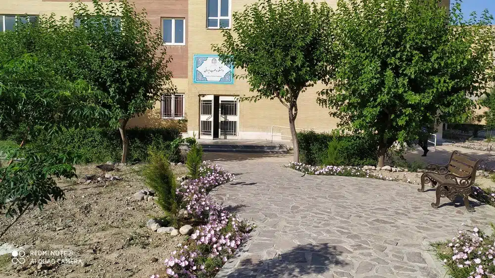 دانشکده+طب+ایرانی